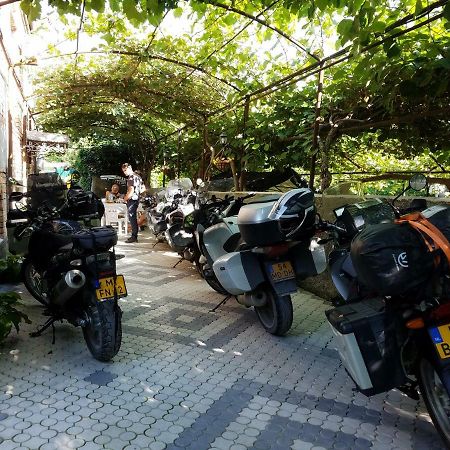 La Deka Guesthouse Лаґодехі Екстер'єр фото