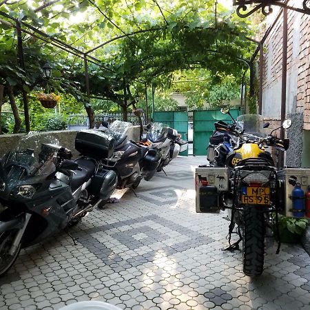 La Deka Guesthouse Лаґодехі Екстер'єр фото